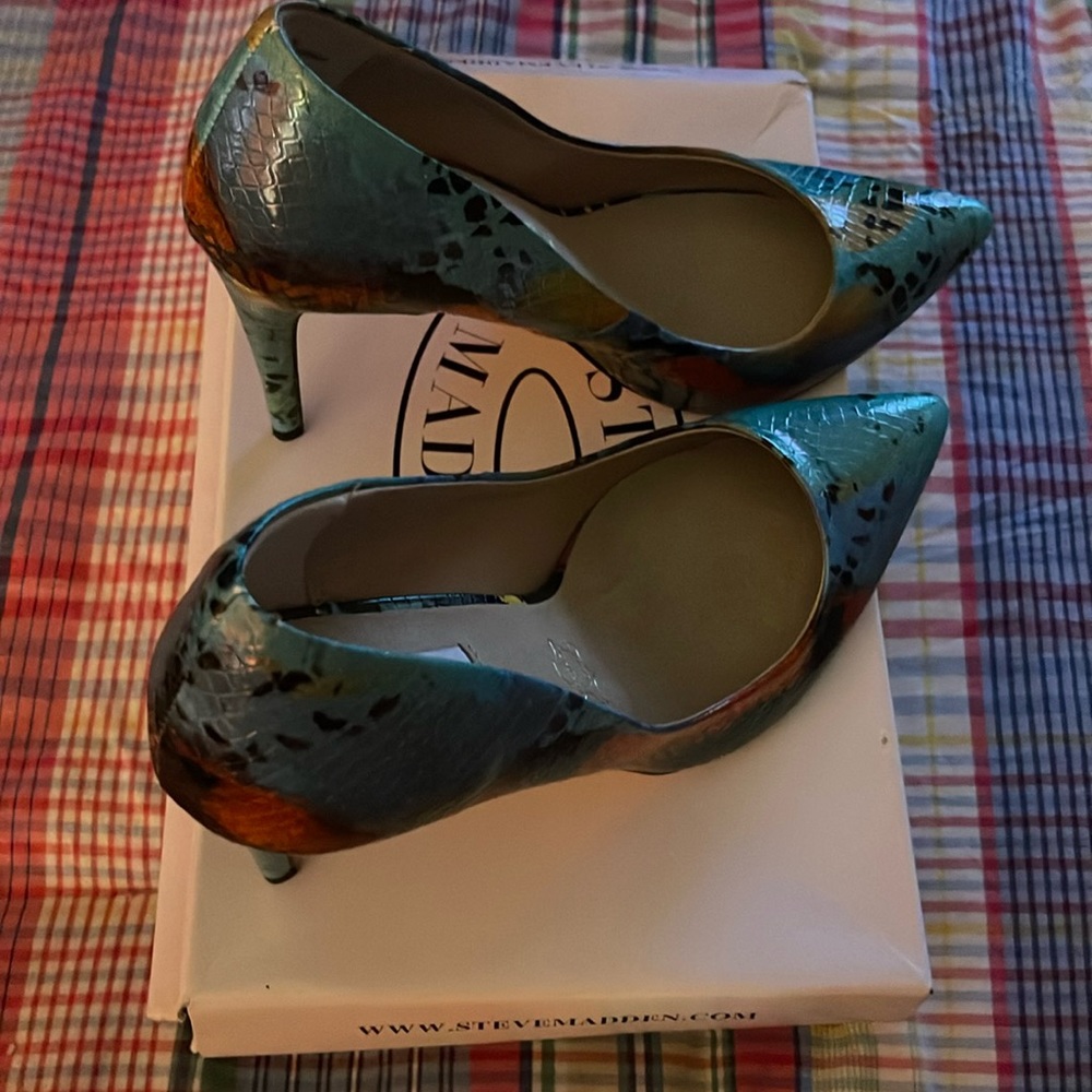 STEVE MADDEN PRONNTO MULTI SNAKE HEELS 👠